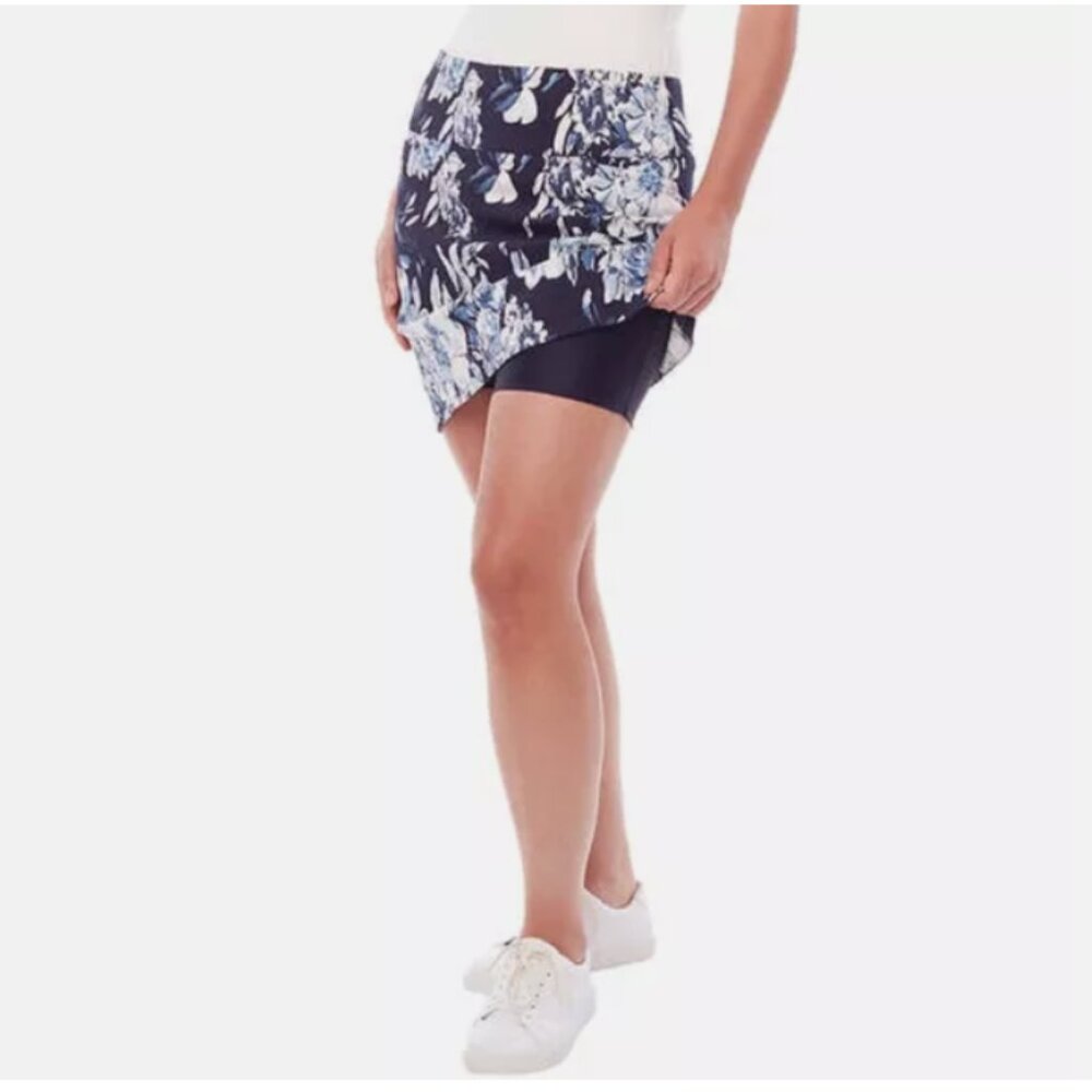 SC & CO. LADIES STRETCH TUMMY CONTROL SKORT WITH FRONT POCKETS - Picture 2 of 3
